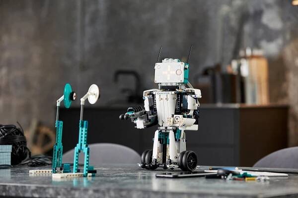 LEGO® MINDSTORMS® 51515 Robotí vynálezce