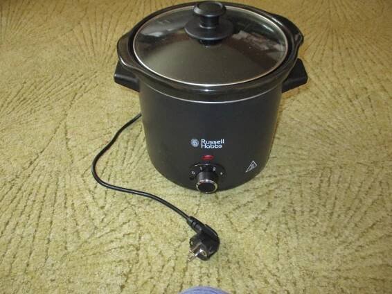 Recenze Russell Hobbs 24180-56 - Vaříme v pomalém hrnci| Extrafit.cz
