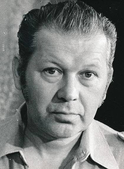 ZEMŘEL KAREL BRYNDA | Národní divadlo moravskoslezské