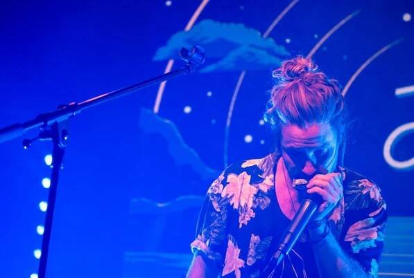 FOTOREPORT: Jeremy Loops v Lucerna Music Baru – Kulturio.cz