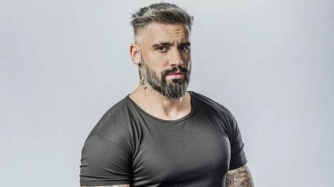 Jeho partnerka dostala sodu kvůli výchově syna, teď na Josefa Kůrku praskl údajně obří dluh - Super.cz