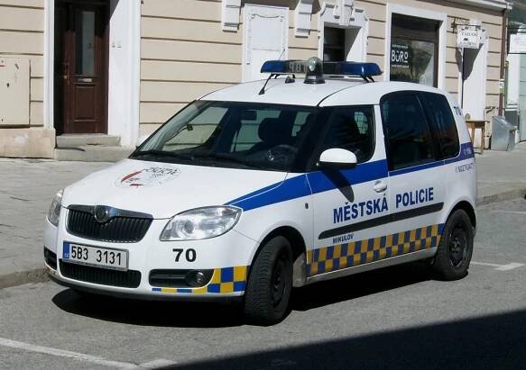 Podmínky pro přijetí k městské a obecní policii v České republice