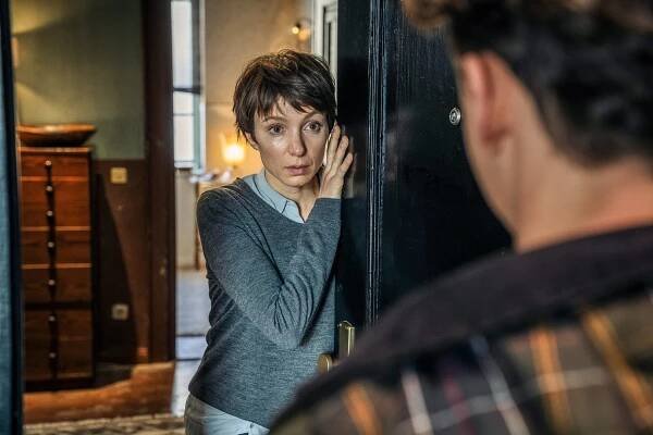 Im Schatten der Angst - Z filmu - Julia Koschitz