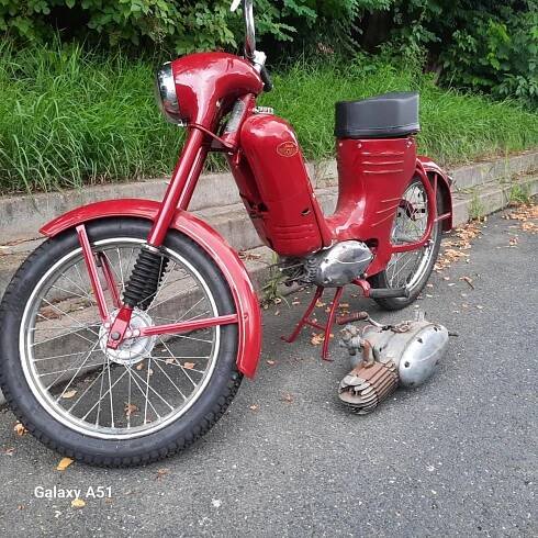 Jawa 550 parez