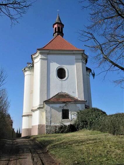 Vražda, kostel z pohádky i muzeum s vampýrkou Radkou, to vše je Radomyšl