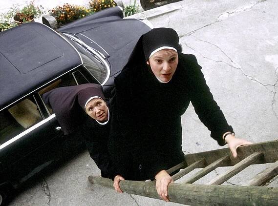 Um Himmels Willen - Trauerspiel - Z filmu - Jutta Speidel, Anne Weinknecht