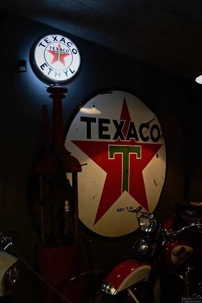 529567n-harley-pub-a-muzeum-misto-kde-se-vam-zataji-dech - ZLIN.CZ