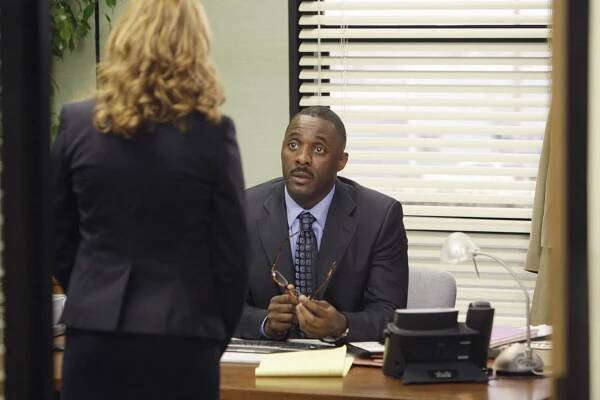 Idris Elba and Jenna Fischer in Kancl (2005)