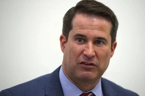Seth Moulton news & latest pictures from Newsweek.com