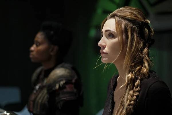 Prvních 100 - The Dark Year - Z filmu - Jessica Harmon
