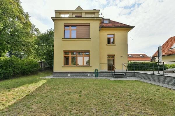 Norbertov, Střešovice - Praha 6 | Pronájem, Rodinný dům, 6+1, 240 m²
