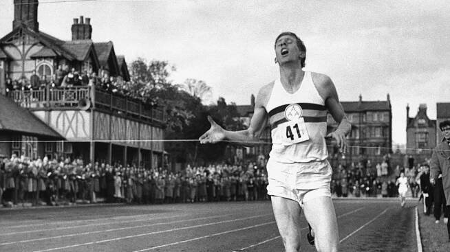 Roger Bannister, First Athlete to Break the 4-Minute Mile, Dies at 88