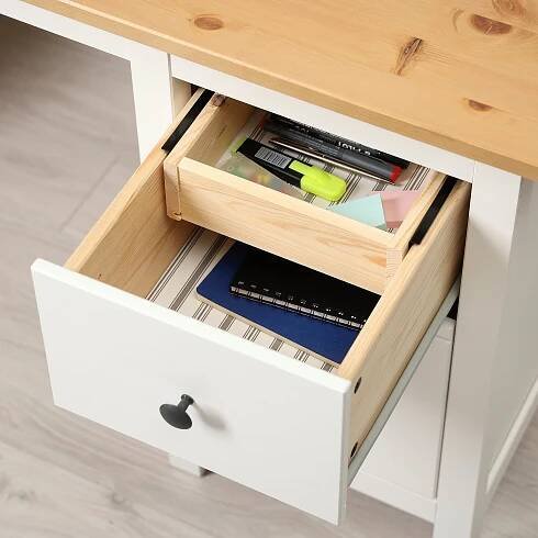 HEMNES Psací stůl - bílé mořidlo/světle hnědá 155x65 cm