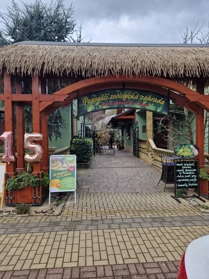 Papouščí zoo slaví 15. výročí. Návštěvníci s ptačím příjmením měli vstup zdarma