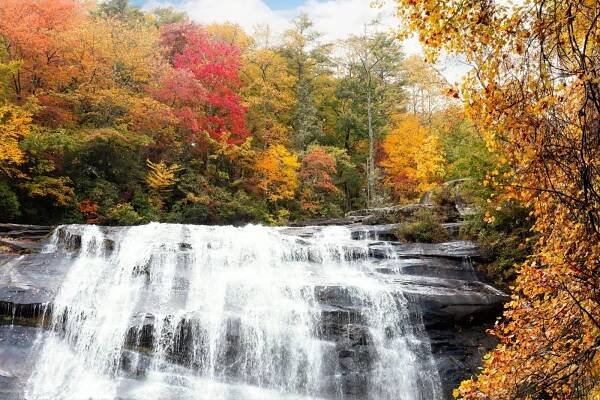 mountain village north carolina fall