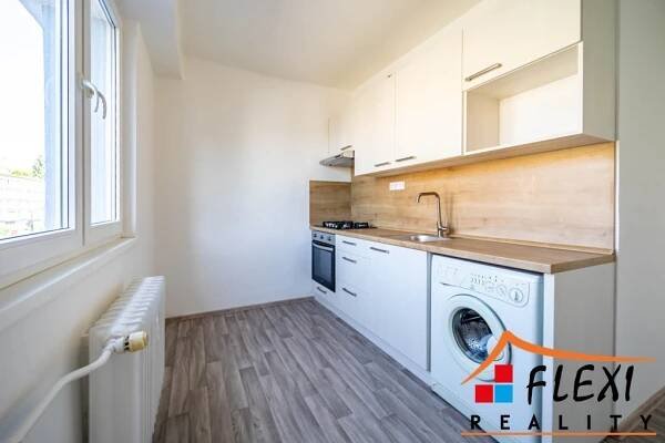 Pronájem bytu v osobním vlastnictví 2+1 s balkónem, 50 m2 na ulici 28. října v Moravské Ostravě | FLEXI REALITY s.r.o.