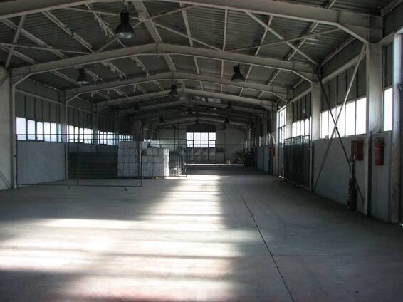 Goods storage services