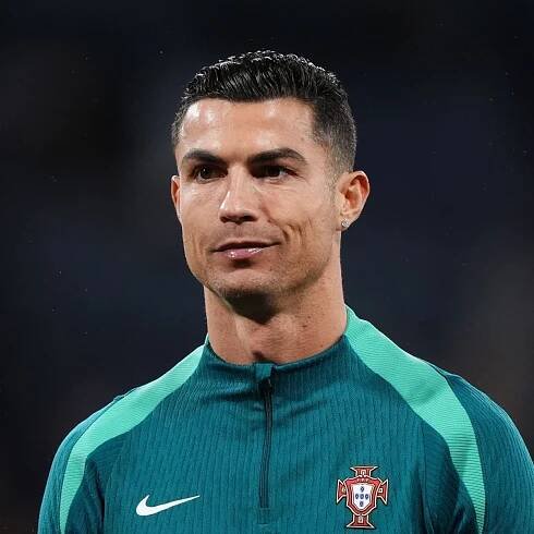 Cristiano Ronaldo set to sign new two-year contract at Al-Nassr