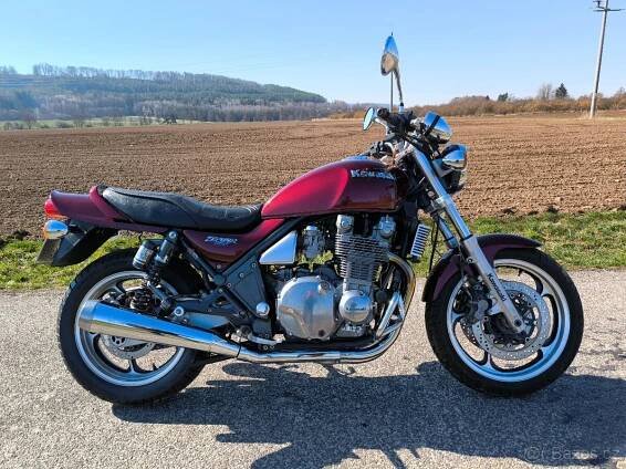 Kawasaki zephyr 1100 (1992) - Semily