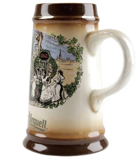 Korbel s historickým motivem Pilsner Urquell