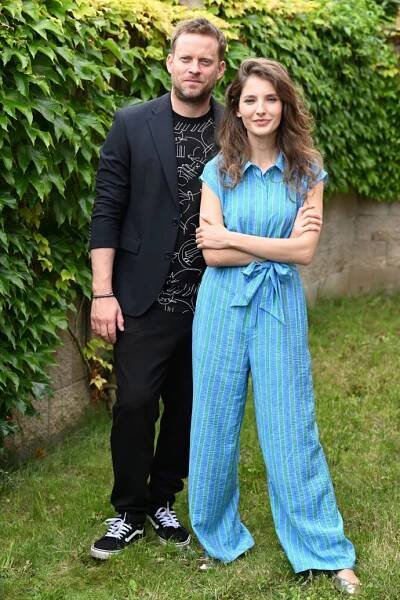 FOTO: Sara Sandeva a Jakub Prachař jsou stabilní pár českého šoubyznysu. – stránka 121