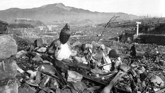 Do posledního dechu. Přeživší výbuchu v Nagasaki chtějí uchovat své vzpomínky