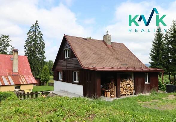 Prodej zděné chaty 3+1 se zahradou, pozemek 400 m⊃2;, Jindřichovice v Krušných horách | KVK Reality s.r.o.