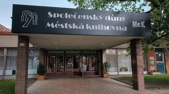 Galerie pro Společenský dům Neratovice
