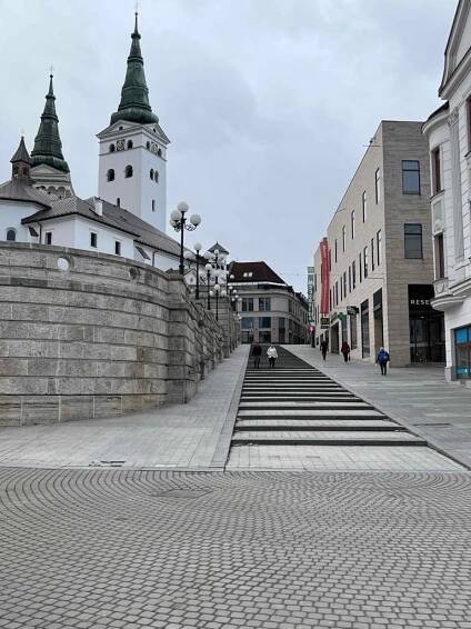 Erasmus na Slovensku – Žilina 2023 – SOŠ a SOU, Hradec Králové, Vocelova 1338 | Centrum odborného vzdělávání pro automobilový