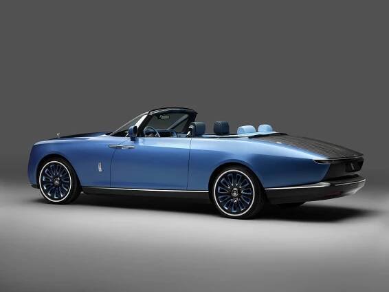 Nejexkluzivnější auto světa. Rolls-Royce Boat Tail je jako jachta na čtyřech kolech
