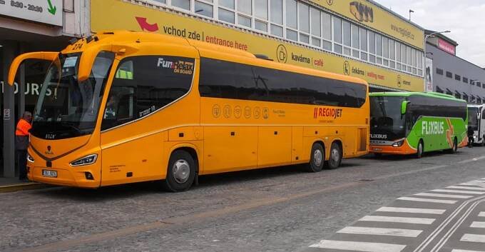 Válka dopravců. Jančura poslal FlixBusu předžalobní výzvu, mluví o nekalé soutěži - Echo24.cz