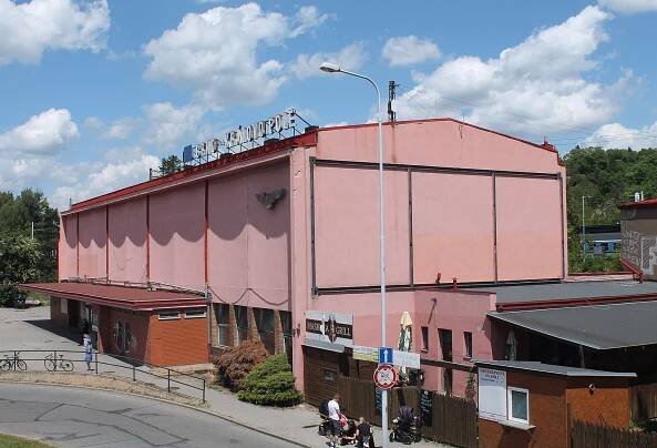 Začíná demolice nádražní budovy v Brně-Králově Poli