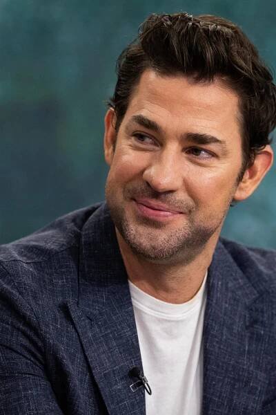 John Krasinski Finally Gets His ‘Sexiest Man Alive’ Title