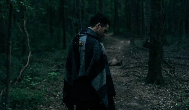 Michael Malarkey – upír Enzo míří do Prahy se svými Mongrels