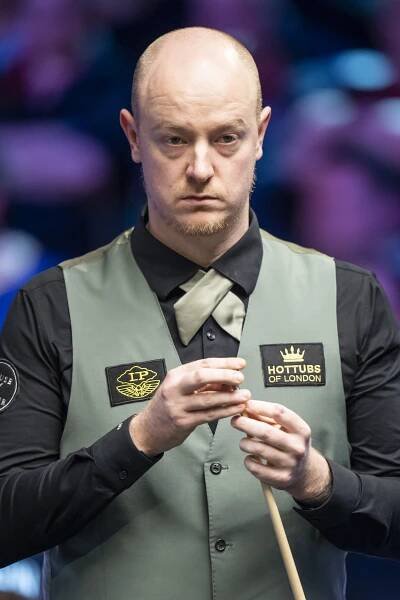 Chris Wakelin at a snooker match.
