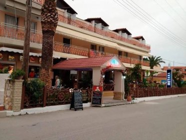 Hotel Apart Piccadilly, Řecko Zakynthos - 11 790 Kč (̶1̶3̶ ̶7̶9̶0̶ Kč) Invia