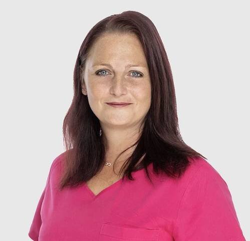 Lenka Slavíková, Dis.