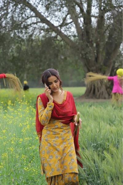 FRIENDS OF THE BRAND – Simran Dhillon