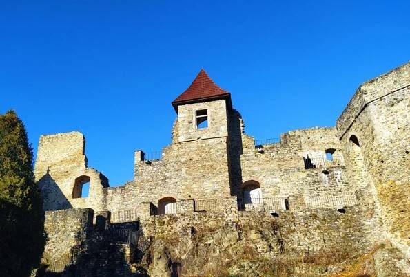 Hrad a zámek Klenová: Právě zde se narodil Kryštof Harant z Polžic a Bezdružic | Plzeň