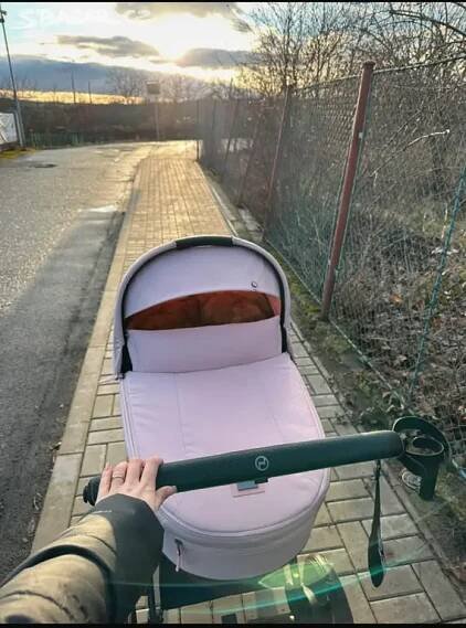 Hluboká korba Cybex Priam - Teplice - Bazar