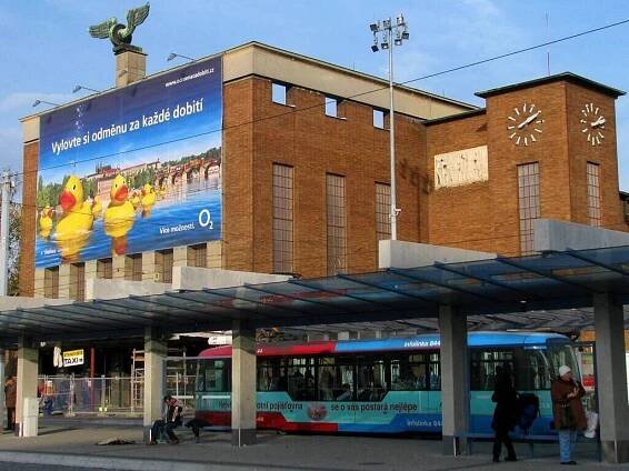 Proměny nádraží: nyní vylepší vstup, potom vestibul