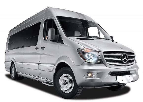 Mercedes Sprinter Airstream Autobahn 01