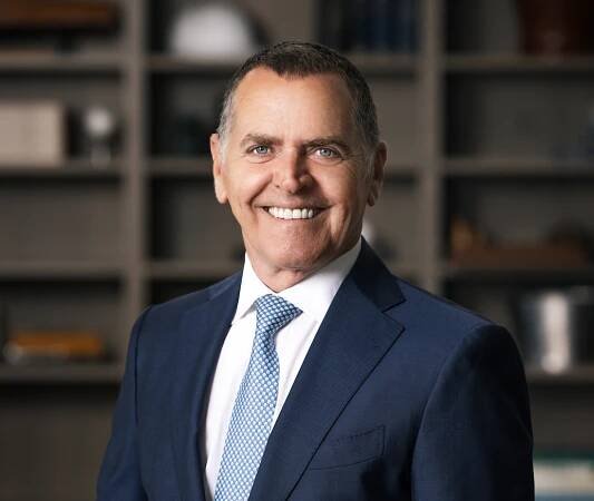 Michael Gibson, Luxury Real Estate Agent
