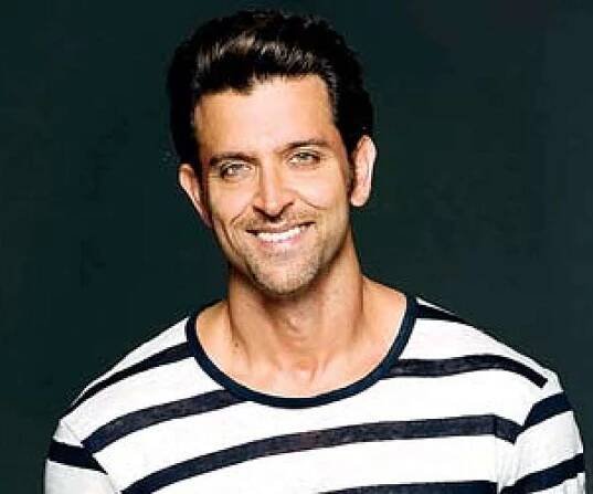 Hrithik Roshan Biography - Facts, Childhood, Family Life & Achievements of Indian Actor