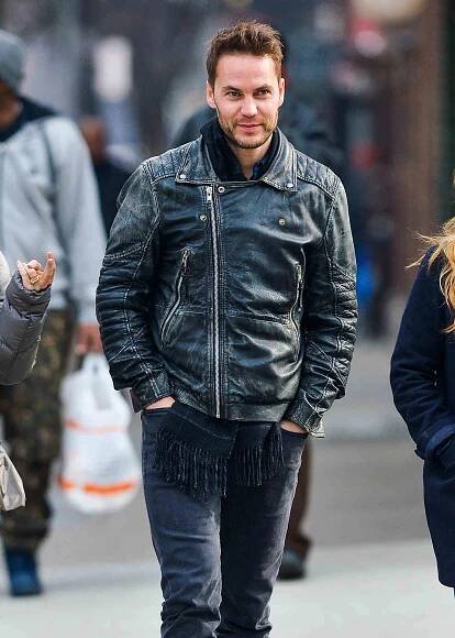 EXCLUSIVE: Taylor Kitsch is Spotted Out on a Stroll With Friends in New York City