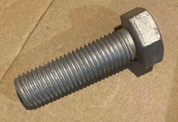 Šroub. 6HR, M16x55 mm, pevnostní třída 8.8. žárový zinek, plný závit, DIN 933