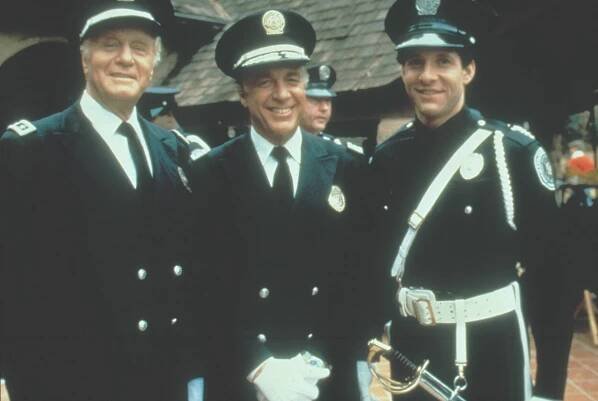 Zemřel herec Howard Hesseman, bylo mu 81 let. Lassard z Policejní akademie podlehl komplikacím po operaci - galerie | Život