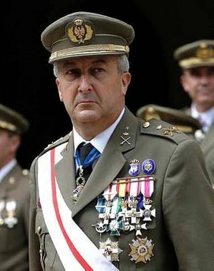 Roldán Pascual, José Emilio : R