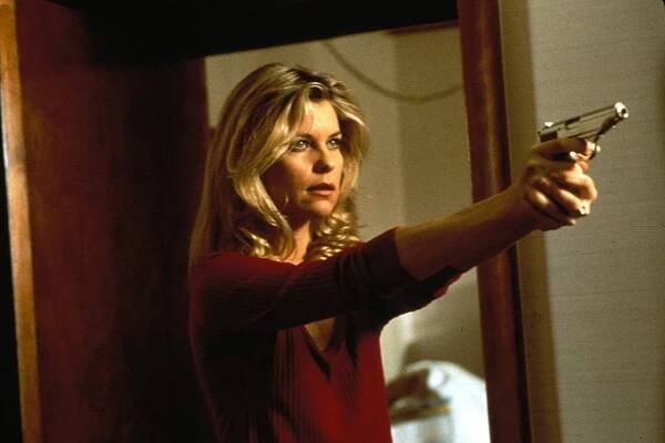 Nebezpečný dotek - Z filmu - Kate Vernon