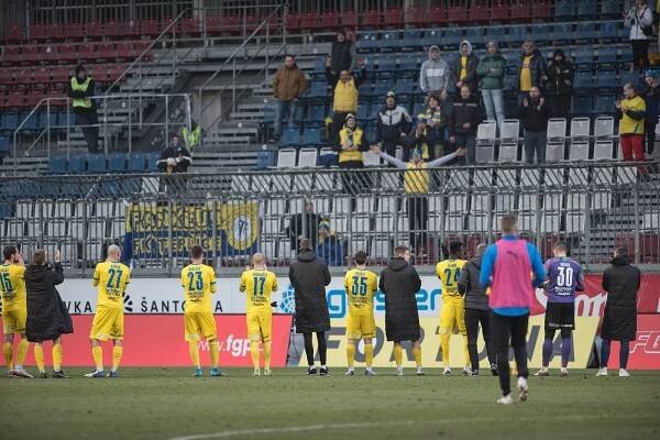 Brankář Macík po návratu: Nezachytal jsem si. Hra je fajn, díváme se nahoru